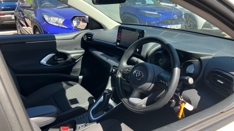 Toyota Yaris 1.5 Hybrid Design 5dr CVT Hybrid Hatchback